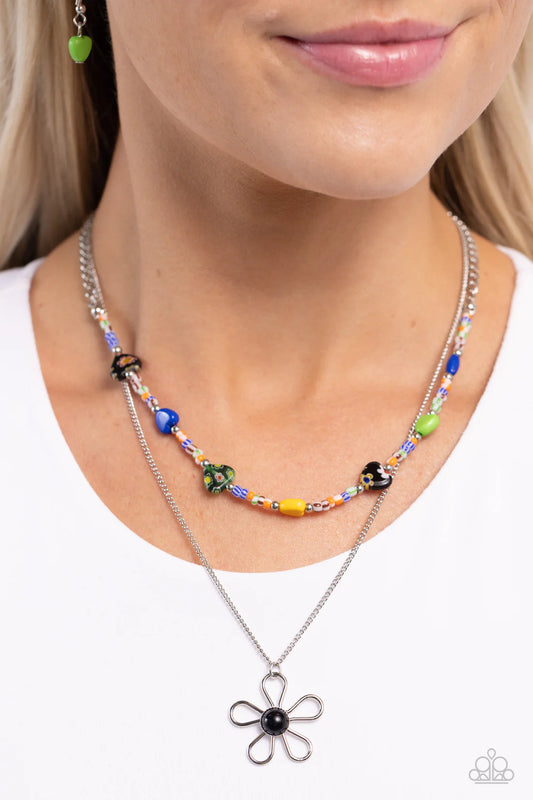 Traditionally Trendy - Black