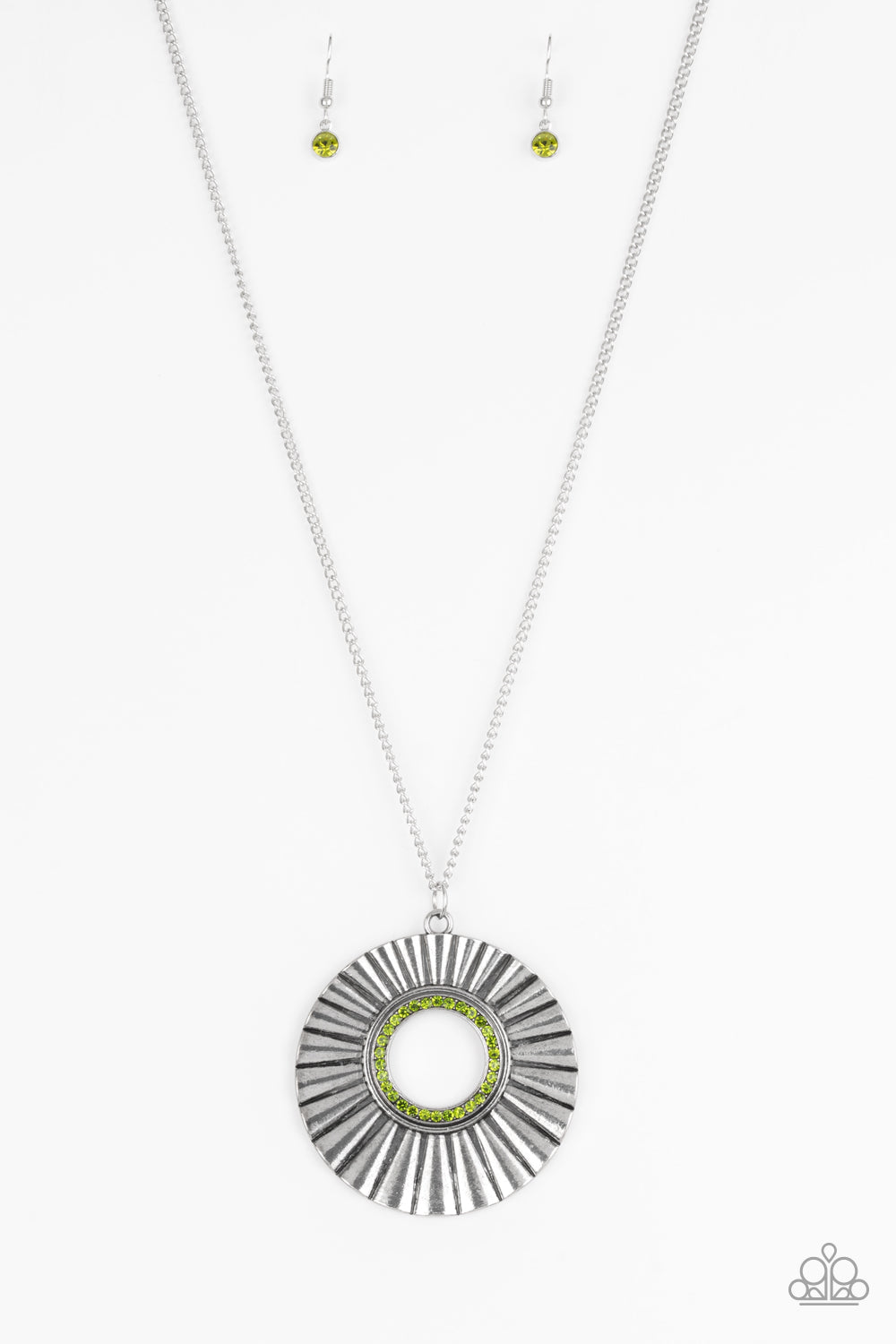 Chicly Centered - Green - Lauri’s $5 Bling Boutique 