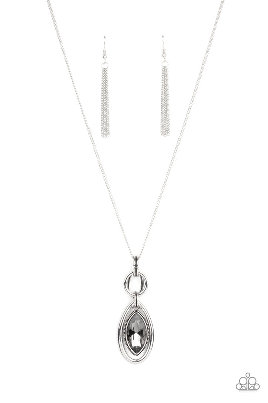 Glamorously Glaring - Silver - Lauri’s $5 Bling Boutique 