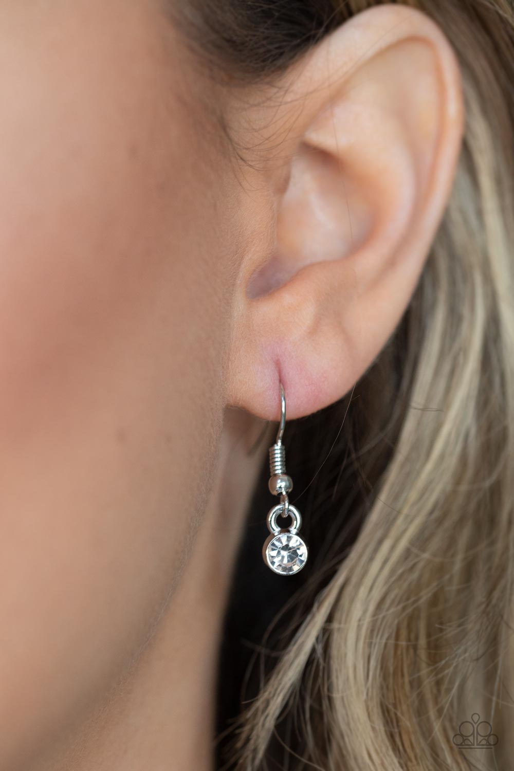 BLING Into Focus - Silver - Lauri’s $5 Bling Boutique 