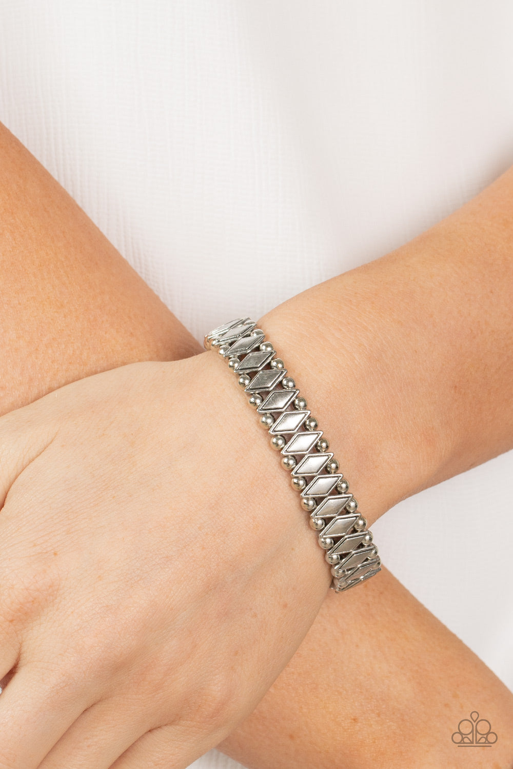 Abstract Advisory - Silver - Lauri’s $5 Bling Boutique 